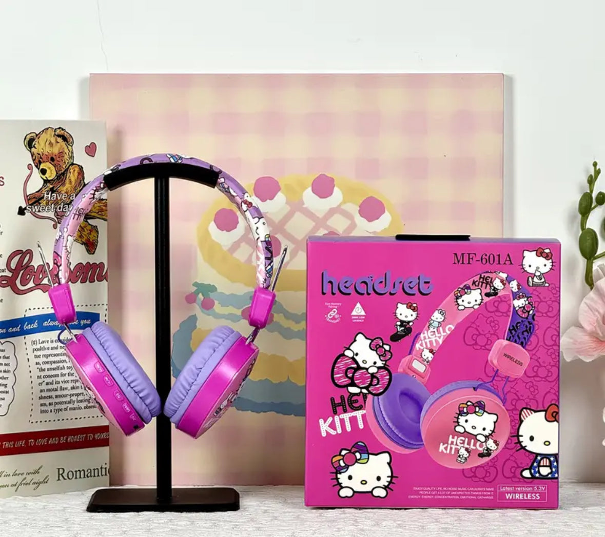 Hello Kitty Headphones