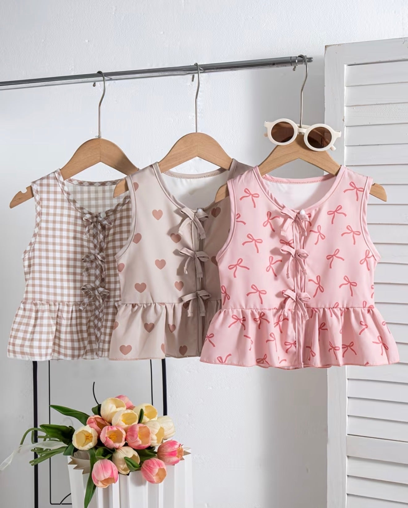 Bow Tie T (3 pieces)
