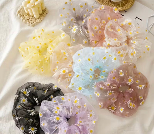 Daisy Mesh Scrunchie (6 Pieces)